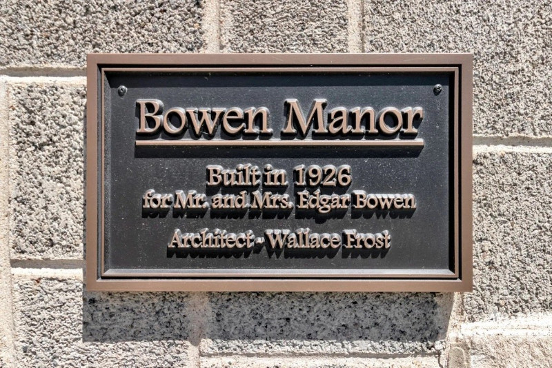 Bowen Manor